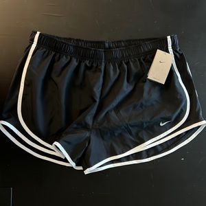 Nike Woman’s Dri-FIT Running Shorts Size XXL